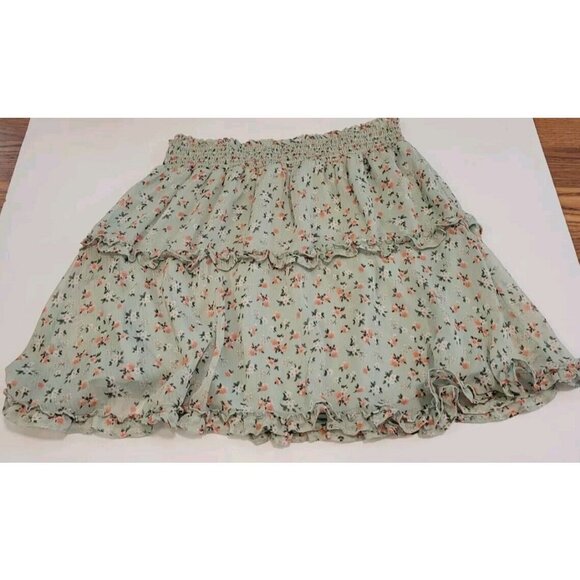 IN San Francisco Skirt Sage Green With Pink Floral Ruffles Juniors Size Small - Picture 1 of 4